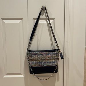 Chanel 2018 authentic Navy tweed Gabrielle handbag